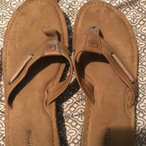 Gently Used Women’s Sperry Leather Flip Flops